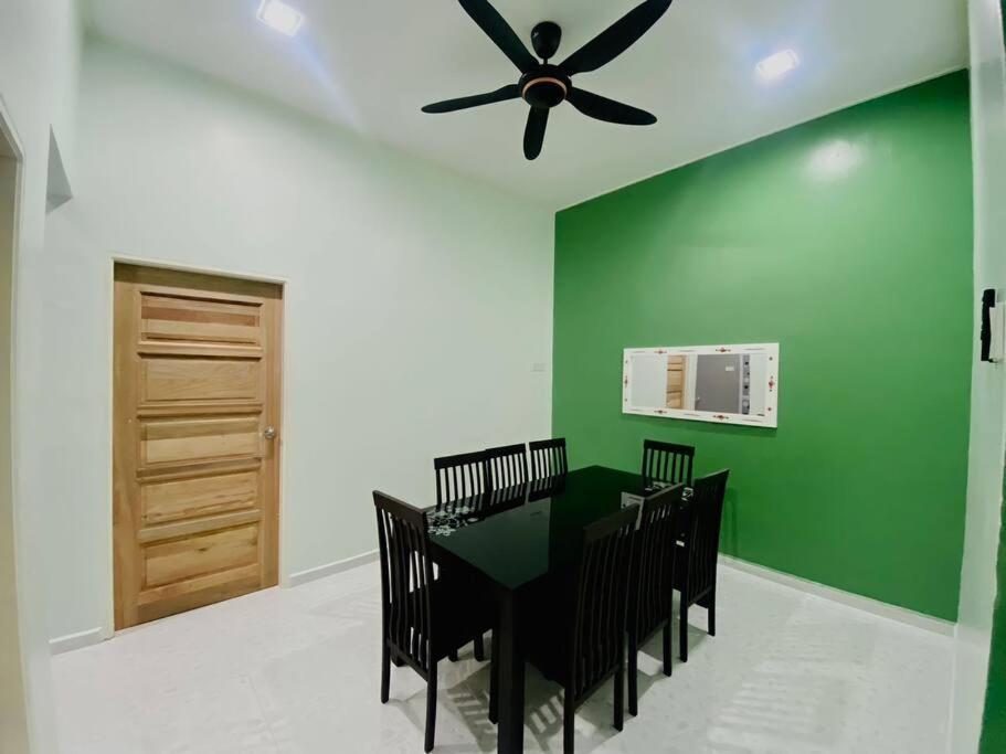 Homestay Kak Tiy 瓜拉丁加奴 外观 照片